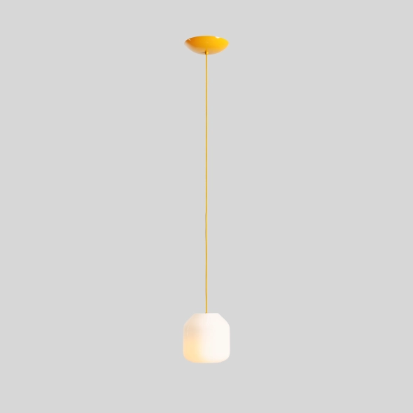 Duża, minimalistyczna lampa wisząca z żółtym kablem FLASK MIMOSA L proj. Mikołaj Nicer (Nicer Design)