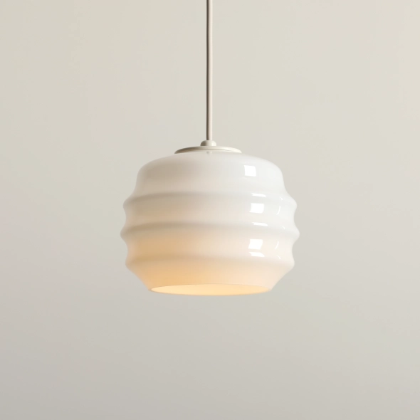 Kremowa lampa wisząca  z opalowym kloszem PUFF COTTON