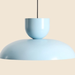 Große Pendelleuchte ELLA in Babyblau/Baby Blue (Ø47 cm)